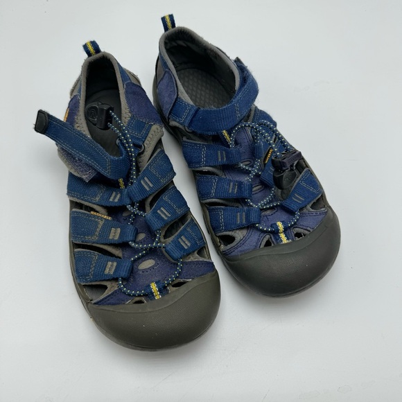 Keen Newport H2  Sandal Blue Water Hiking Outdoor Size 4 - Picture 1 of 8